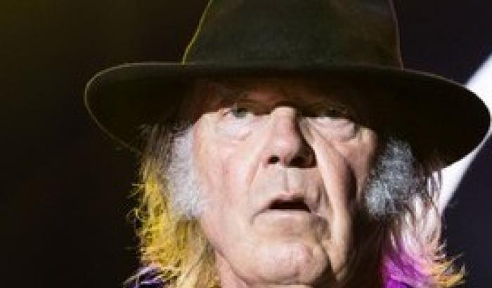 Neil Young chiude Collisioni 2014