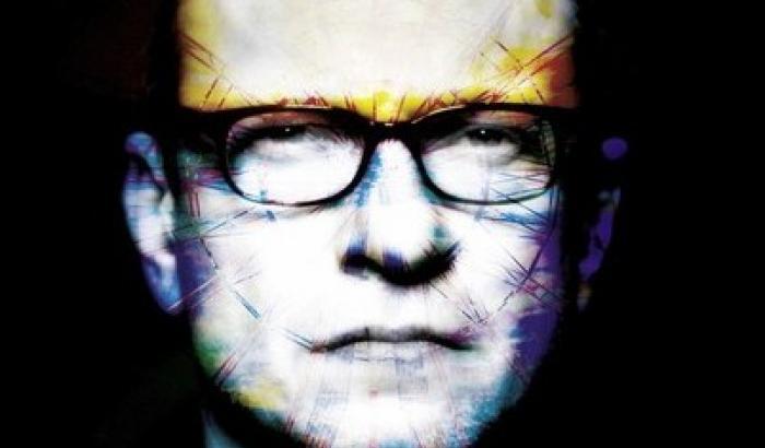 Biagio Antonacci è primo in classifica Biagio Antonacci è primo in classifica