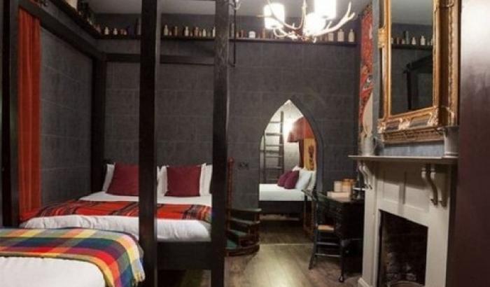 Dormire a Hogwarts: ora si può. Apre l'hotel di Harry Potter Dormire a Hogwarts: ora si può. Apre l'hotel di Harry Potter
