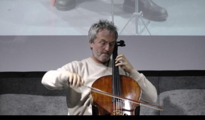 Un violoncellista in Oriente