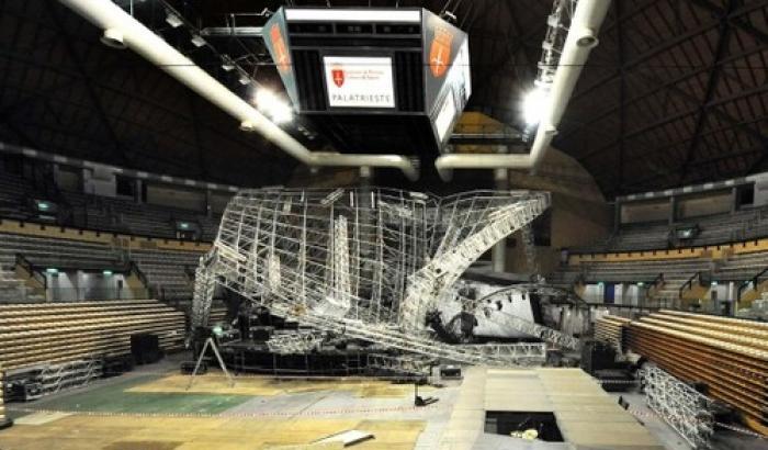 Trieste, crollo del palco di Jovanotti: l'ingegnere rischia tre anni