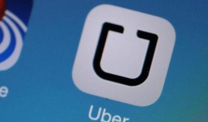 Uber si allea con Spotify; musica streaming in auto