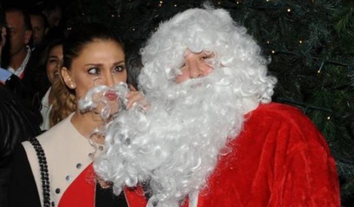 Belen accende l'albero di piazza Tasso a Sorrento