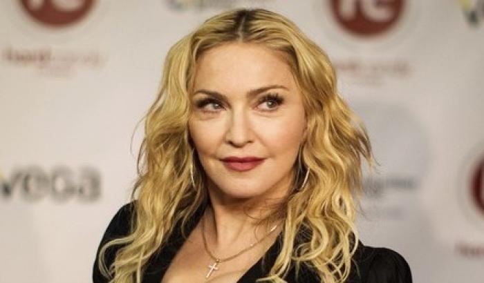 Madonna, rubato e diffuso online il nuovo cd: siete terroristi