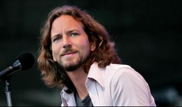 Obama e le figlie incontrano il leader dei Pearl Jam