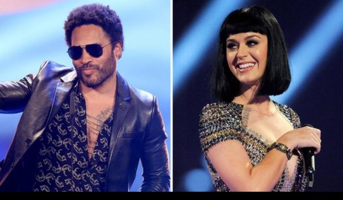 Katy Perry in coppia con Lenny Kravitz alla finale del Super Bowl