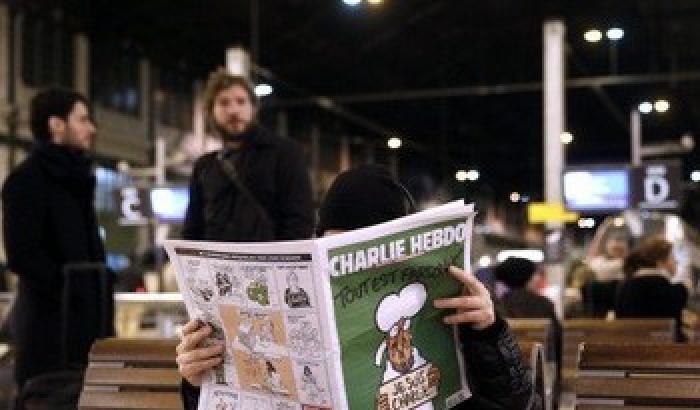 File per Charlie Hebdo: alle 7 le riviste erano già esaurite