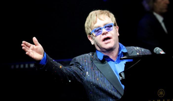 Virtuoso: Alan Ball chiama Elton John per la serie tv