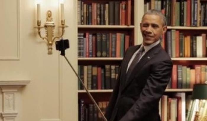 Usa: lo spot di Obama per la Sanità è virale Usa: lo spot di Obama per la Sanità è virale