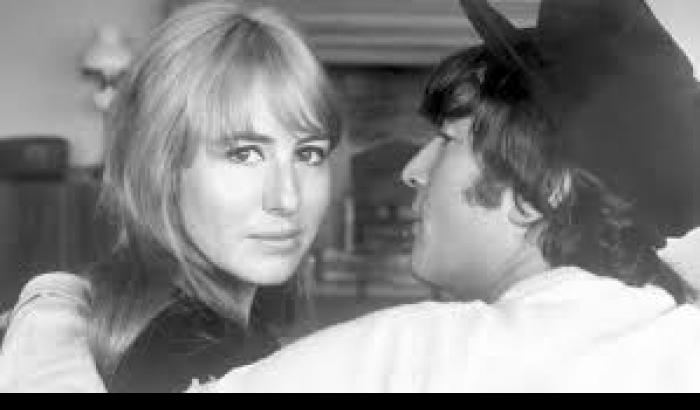 Addio a Cynthia Powell, prima moglie di Lennon