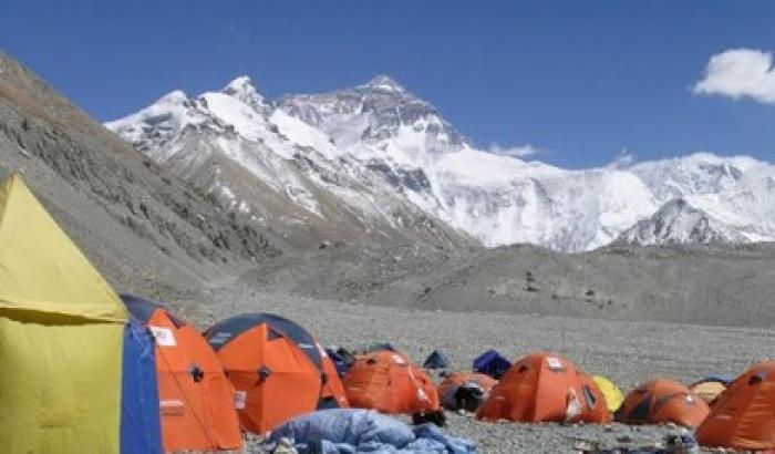 Everest: campo base, incontri