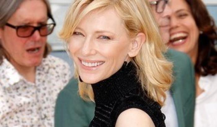 Cannes, Cate Blanchett smentisce: non sono lesbica