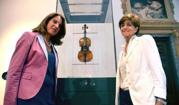 Expo, la violinista Laura Marzadori dà voce al 'Cannone' di Paganini