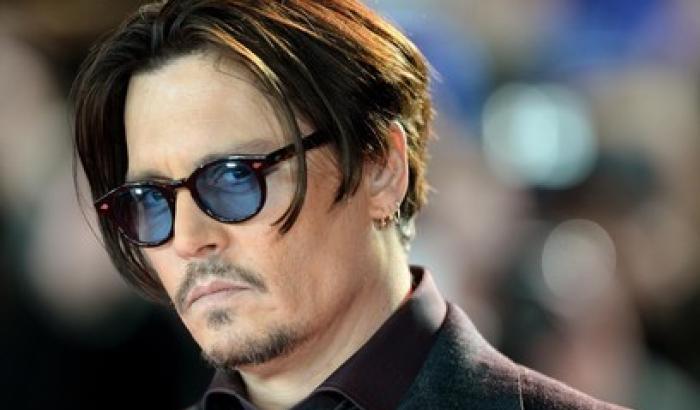 Johnny Depp si commuove in tv
