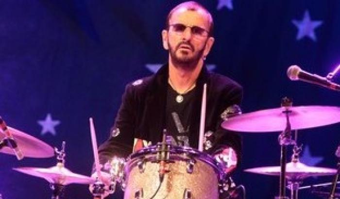 La batteria di Ringo Starr venduta all'asta per 2,2 milioni di dollari