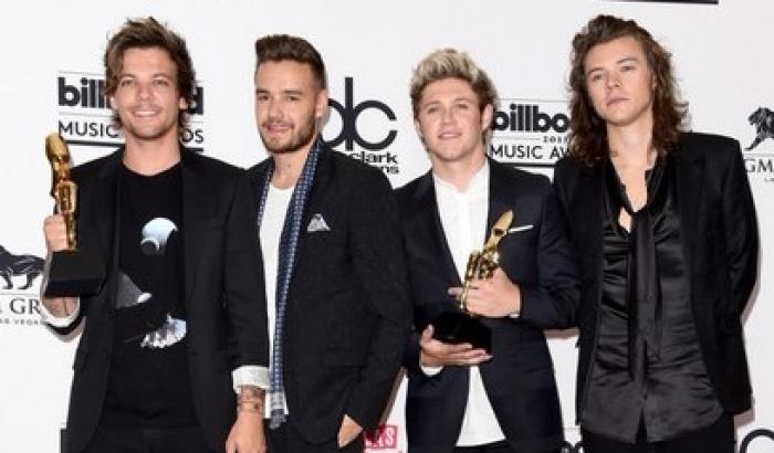 Gli One Direction contro Gallagher: insulta noi e i nostri fan