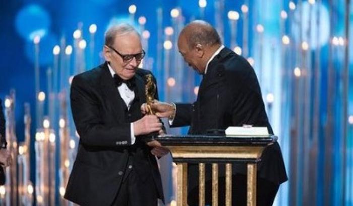 Morricone: con la Rai ho chiuso, i musicisti vanno pagati Morricone: con la Rai ho chiuso, i musicisti vanno pagati