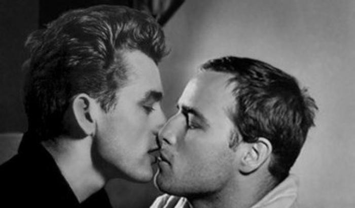 James Dean e Marlon Brando erano amanti: una storia di sesso e violenza