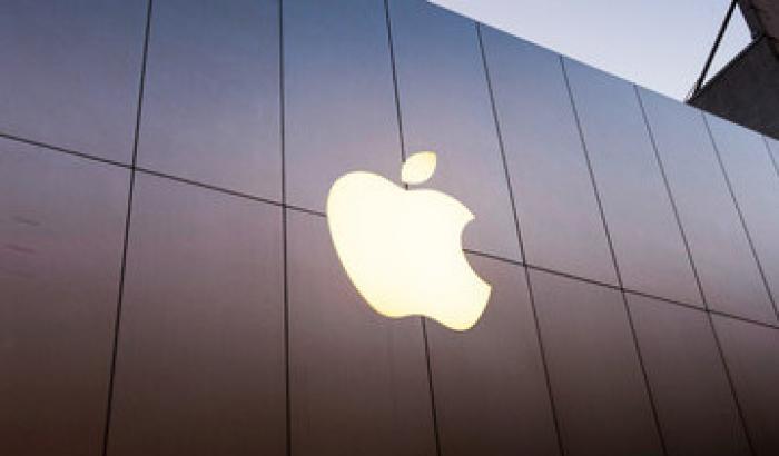 Apple: la Cina sospende iTunes