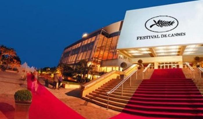 Falso allarme a Cannes: palazzo di nuovo accessibile