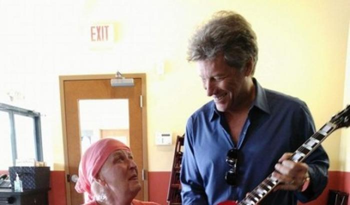 Bon Jovi fa una bella sorpresa a una sua fan malata di tumore