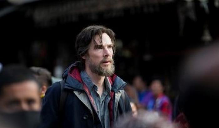 Benedict Cumberbatch è "Doctor Strange": da oggi al cinema