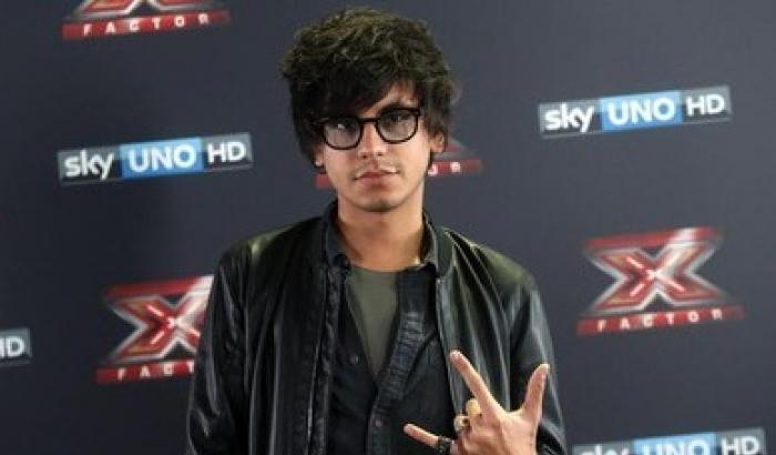 X Factor 10, Diego è il primo eliminato. Ottime le esibizioni di Eva e Roshelle