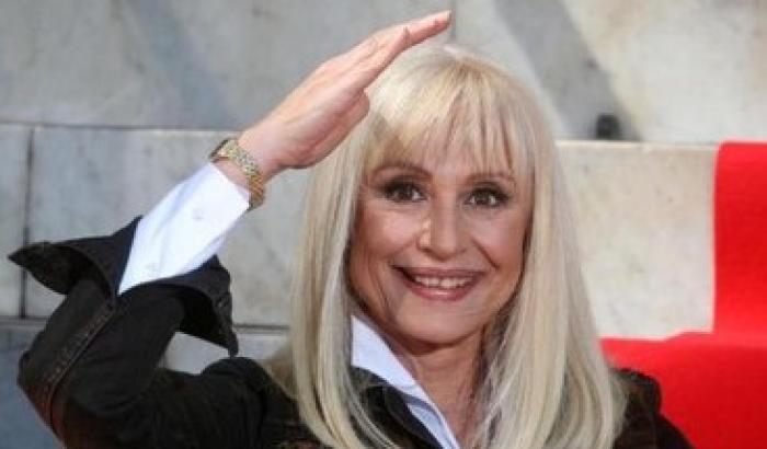 Raffaella Carrà va in pensione: "Basta tv"