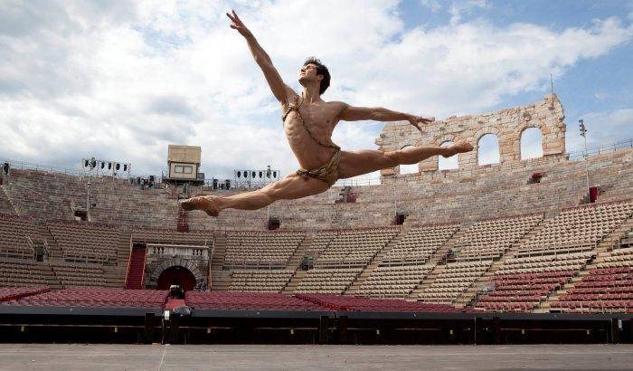 "Roberto Bolle & Friends" in tour in Italia: la danza non è solo per gli amici