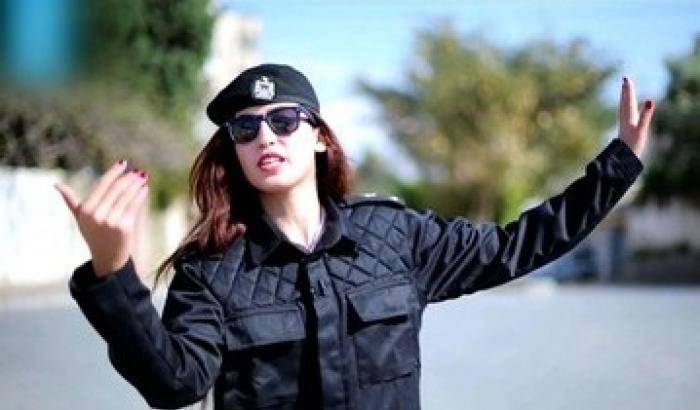 Riham, la giovane comica ribelle di Gaza che usa la risata come protesta