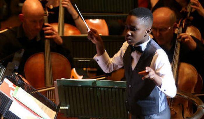 A Nottingham il bambino direttore d'orchestra più giovane al mondo