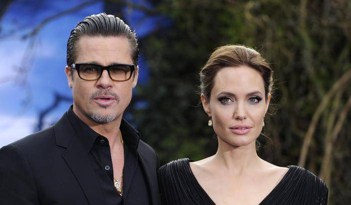 Angelina Jolie e la vita dopo Brad Pitt: "E' importante che i tuoi figli non ti vedano piangere"