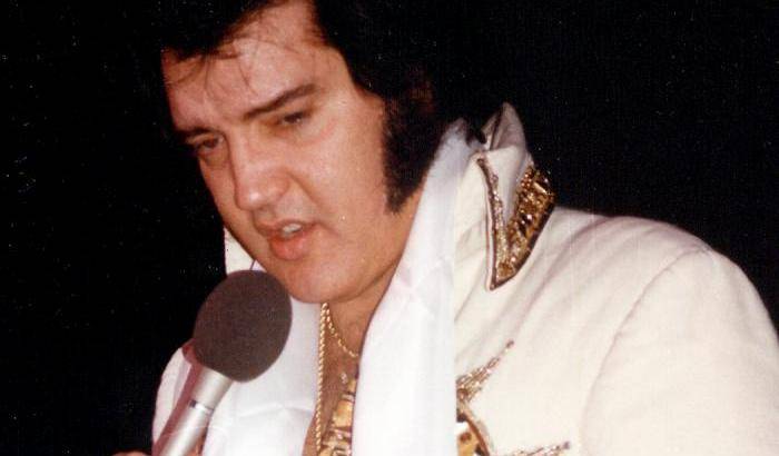 Elvis Presley 'The King" a 40 anni dalla morte: attesi in 50 mila alla veglia funebre