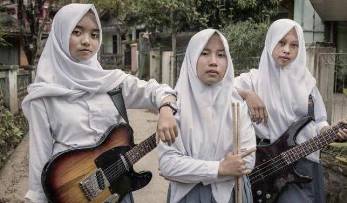 Islam, le ragazze che fanno tremare gli stereotipi con l'heavy metal
