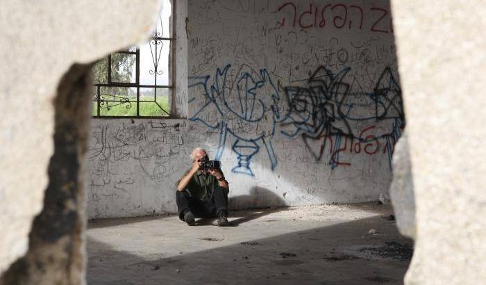 "Josef Koudelka fotografa la Terra Santa" e la vergogna del muro che separa Palestina e Israele