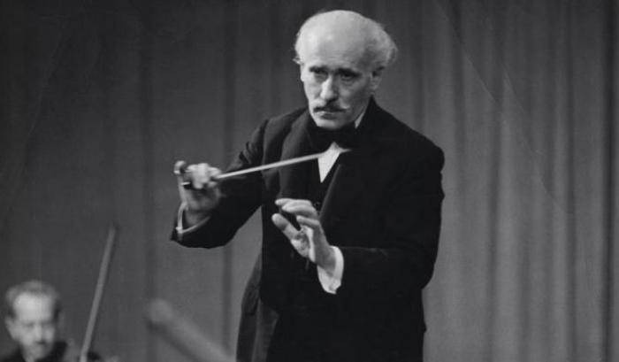 Toscanini, a 150 anni dalla nascita la mostra che celebra la sua eredità musicale e civile