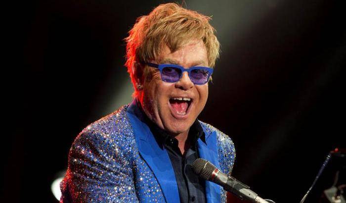 Nel 2019 Elton John si esibirà per l'ultima volta al Caesars Palace di Las Vegas