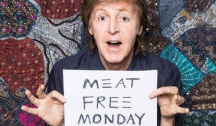 Paul McCartney per il Meat Free Monday: l'ex Beatle chiede un giorno a settimana senza carne
