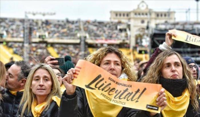 Concert de la Llibertat: migliaia a Barcellona per la liberazione degli indipendentisti