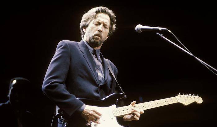 Eric Clapton ammette: "sto diventando sordo, ma continuo a lavorare"