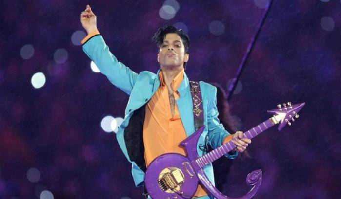Gli esami tossicologici confermano: Prince fu ucciso da una overdose di un potente analgesico