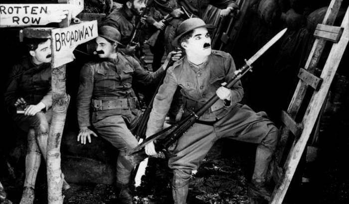 Quando i servizi segreti inglesi e americani spiarono Charlie Chaplin: comunista