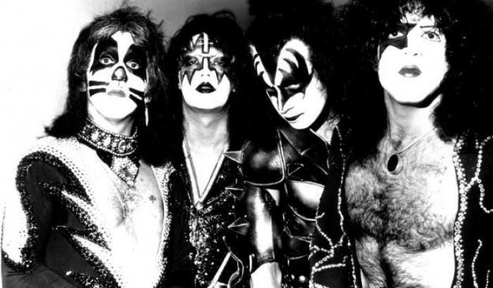 Bacio d'addio ai fan per i Kiss: il prossimo tour sarà l'ultimo dopo 45 anni di carriera