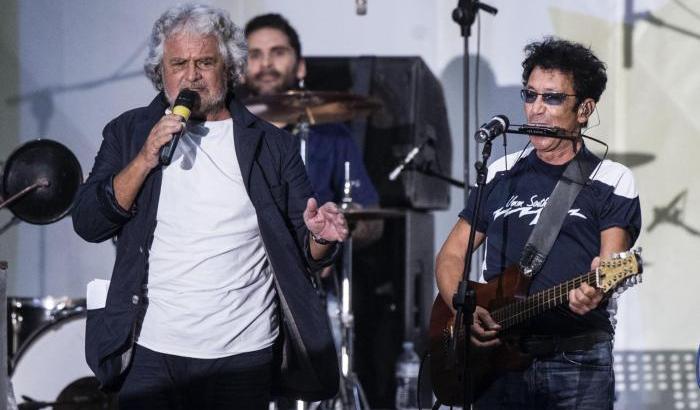 Edoardo Bennato festeggia il governo xenofobo: canterà con Beppe Grillo