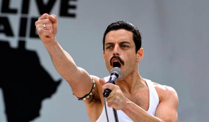 Bohemian Rapsody inarrestabile, arriva in Italia la versione karaoke