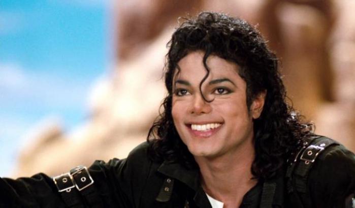 Un film accusa: Michael Jackson ebbe rapporti sessuali con due bambini