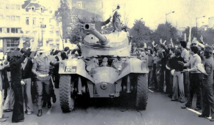 Il 25 aprile portoghese, la liberazione dalla dittatura con una canzone