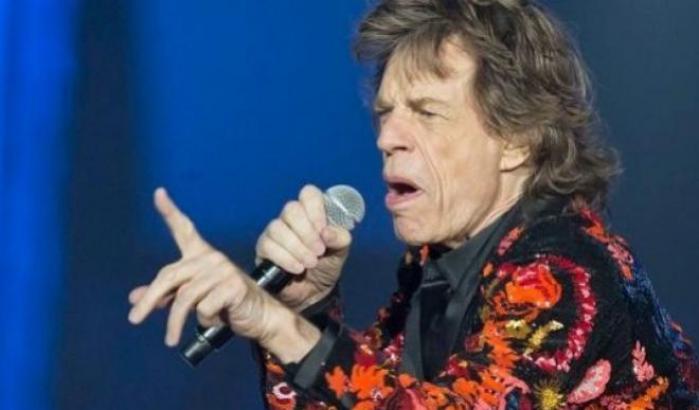 Ronnie Wood: "Mick Jagger dopo l'operazione sta bene"