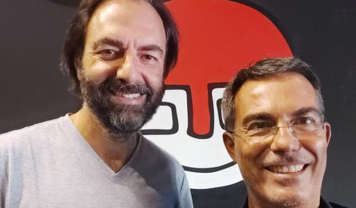 Neri Marcorè porta le sue parodie di politici da Floris a “Di martedì”