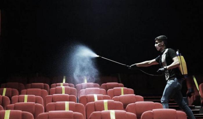 Franceschini: “Dal 27 marzo cinema e teatri in zone gialle possono riaprire”